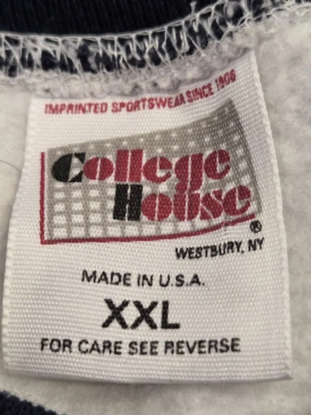 Vintage College House 